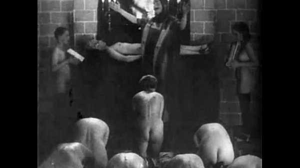 Messe Noire – 20s France